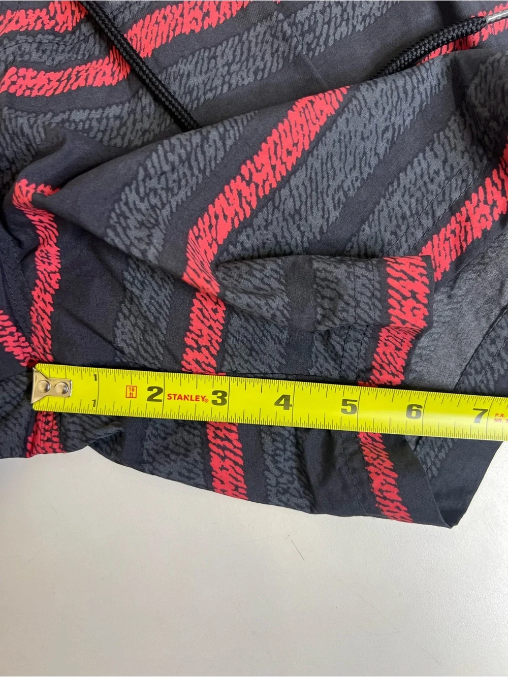 Columbia Swim Shorts Men’s Red/Black/Charcoal Striped Trunk Lined - Size Medium